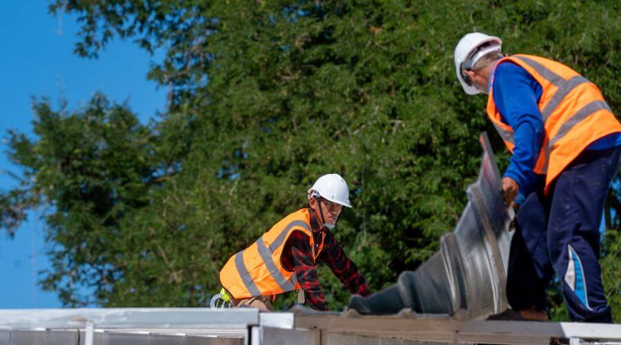 Professional metal roof installation in Tarpon Springs, FL